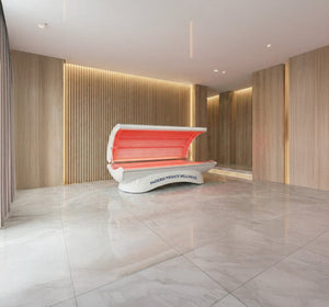 Fotobiomodulazione full body: cos'è e perché sta entrando nelle ville private e nei centri benessere di lusso - Phoenix Private Wellness
